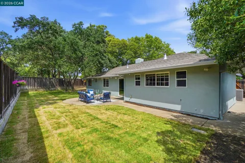 $999,000 | 1812 Donna Drive, Pleasant Hill, CA 94523