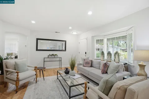 $999,000 | 1812 Donna Drive, Pleasant Hill, CA 94523