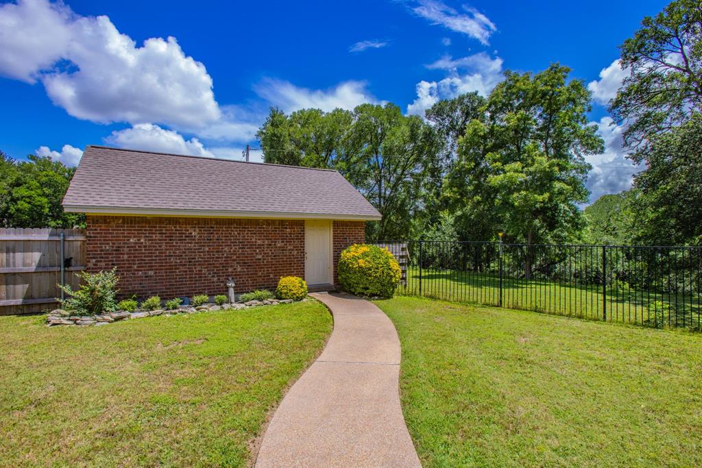 550 Creek Road Lorena, TX 76655 - Photo 29 of 34