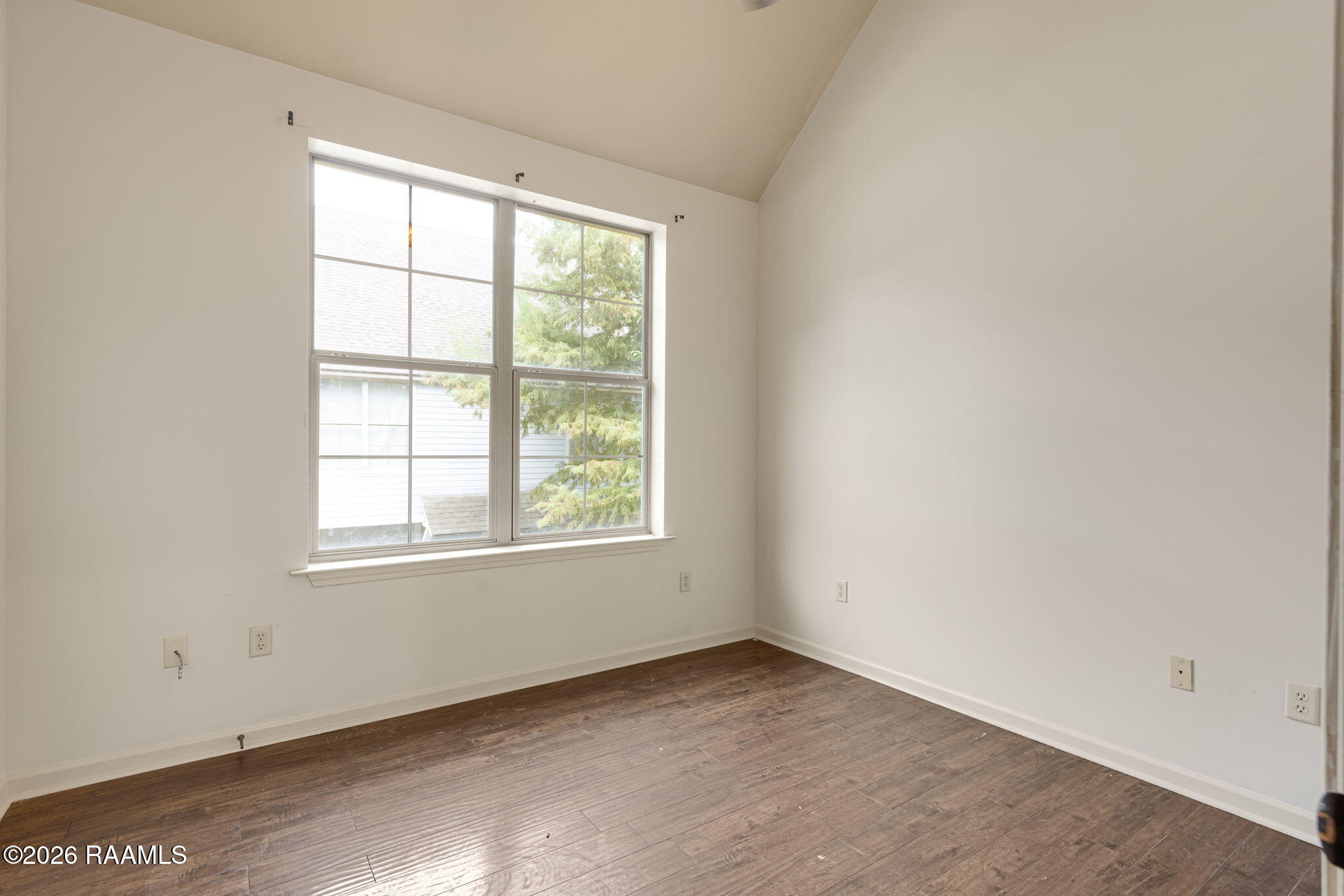 1402 Jefferson Street, Unit 201 Lafayette, LA 70501 - Photo 18 of 34 51-web-or-mls-1402 Jefferson St 201-14