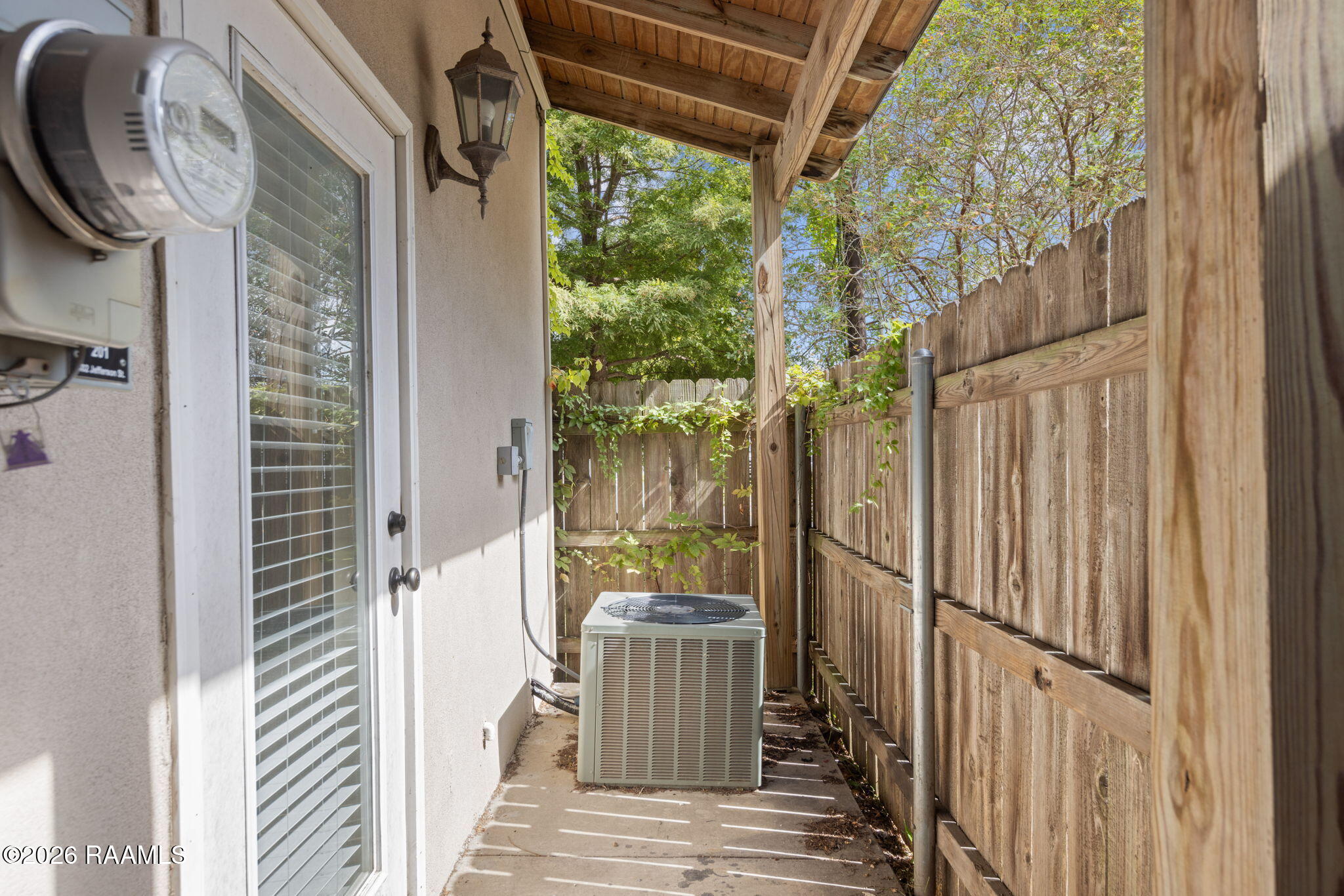 1402 Jefferson Street, Unit 201 Lafayette, LA 70501 - Photo 21 of 34 54-web-or-mls-1402 Jefferson St 201-17