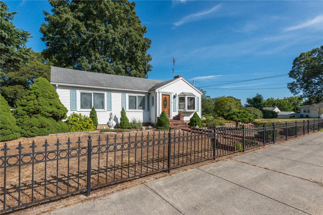 107-109 Curran Road Cumberland, RI 02864 - Photo 3 of 25 Gallery Image 3