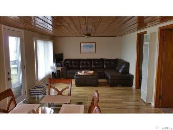 8849 Lakeshore Road Lexington, MI 48450 - Photo 16 of 20