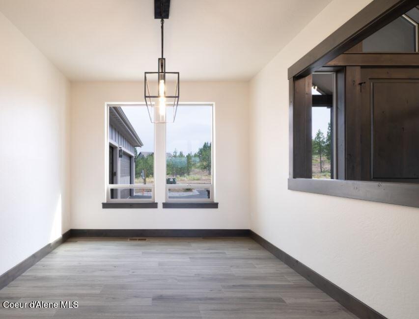 L4 West Gemini Lane Rathdrum, ID 83858 - Photo 12 of 26 Dining Room