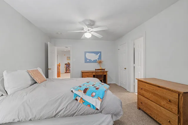 $1,000,000 | 18 Floret Court, The Woodlands, TX 77382