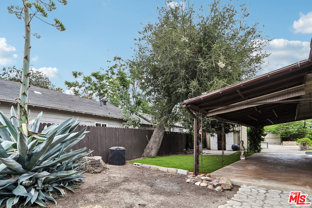 2717 Los Robles Road Thousand Oaks, CA 91362 - Photo 26 of 33