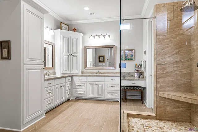 $640,500 | 5422 Cypress Point Lane, Gonzales, LA 70737