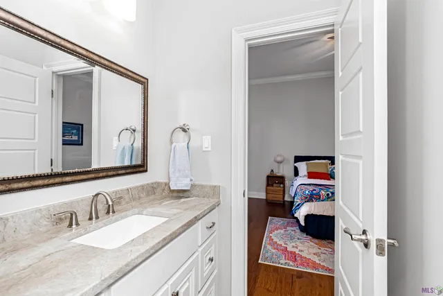 $640,500 | 5422 Cypress Point Lane, Gonzales, LA 70737