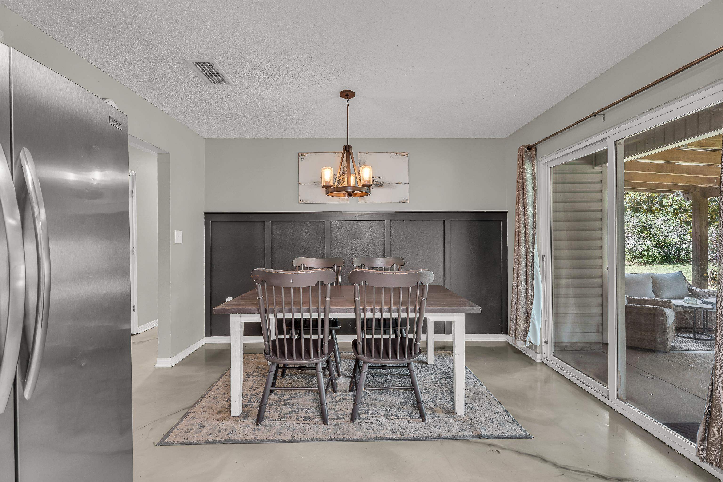 23214 Rochelle Loop Robertsdale, AL 36567 - Photo 20 of 27 Dining Area