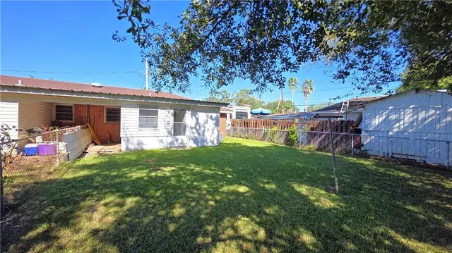 $279,900 | 103-a Live Oak Drive, Belle Chasse, LA 70037