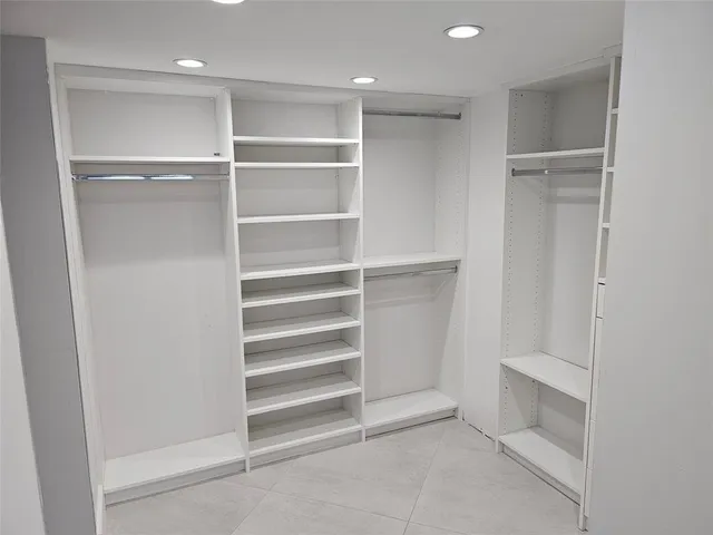 $3,500 | 750 North Ocean Boulevard, Unit 503, Pompano Beach, FL 33062