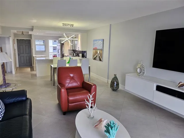 $3,500 | 750 North Ocean Boulevard, Unit 503, Pompano Beach, FL 33062