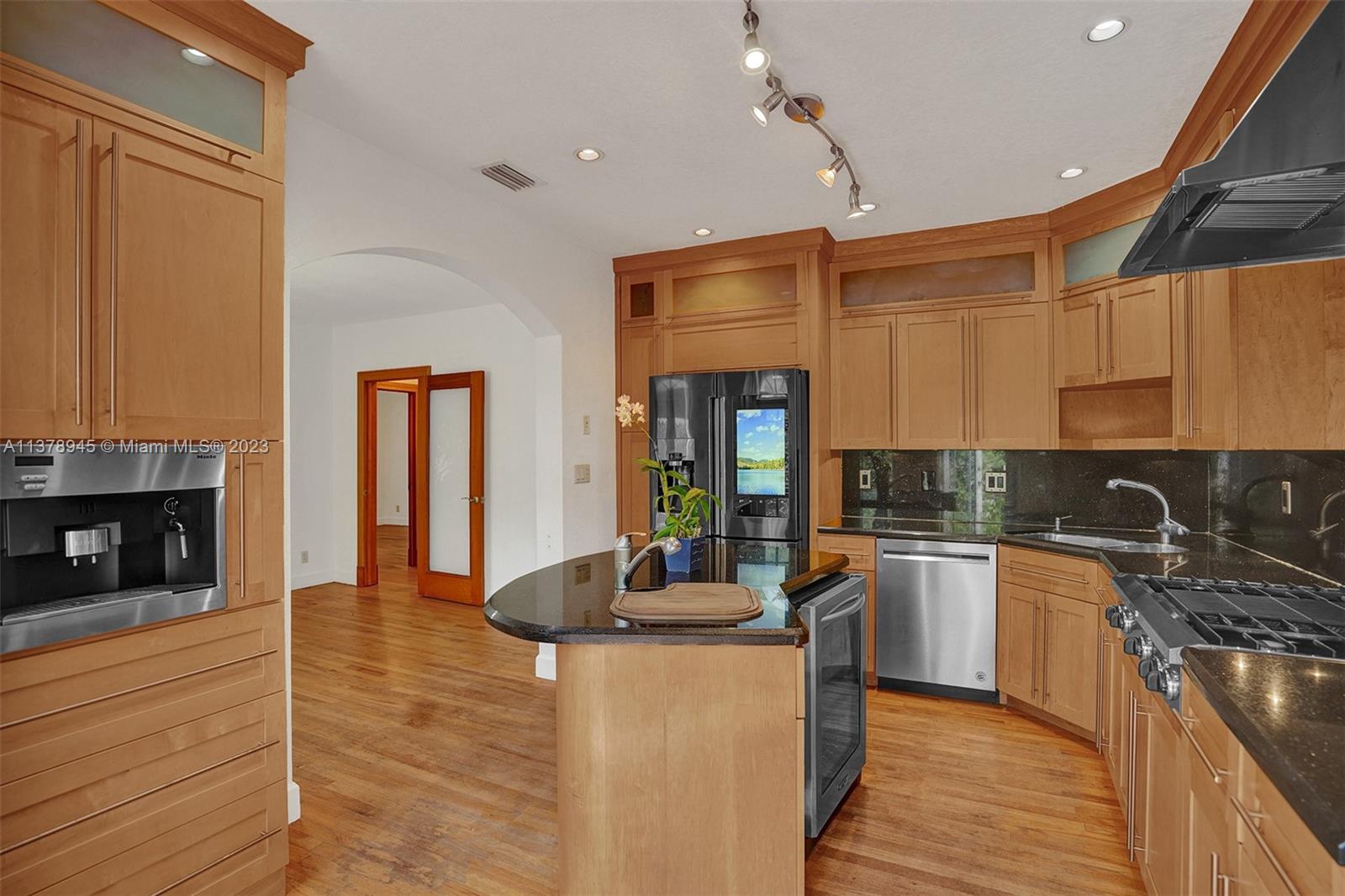 2231 Southwest 17th Street Miami, FL 33145 - Photo 29 of 69