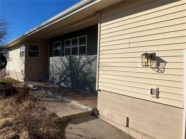 $266,900 | 200 Lakecrest Boulevard, Rushville, MO 64484