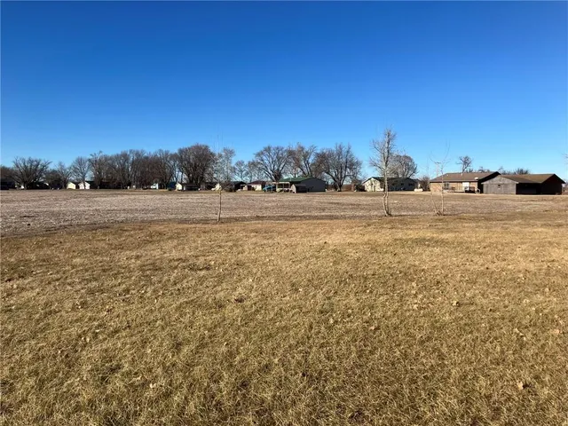 $266,900 | 200 Lakecrest Boulevard, Rushville, MO 64484