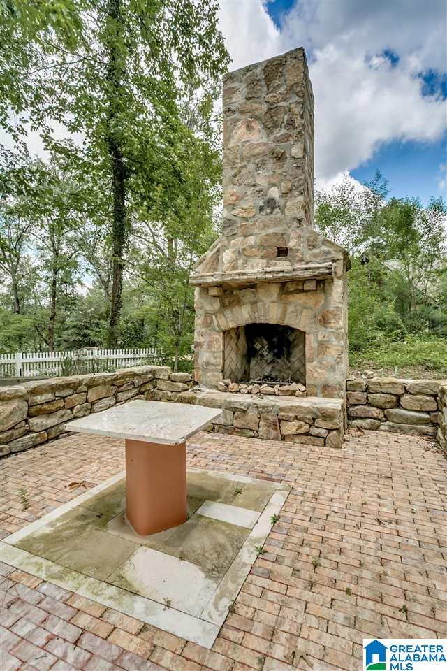 2423 Ridge Crest Lane Birmingham, AL 35243 - Photo 33 of 47