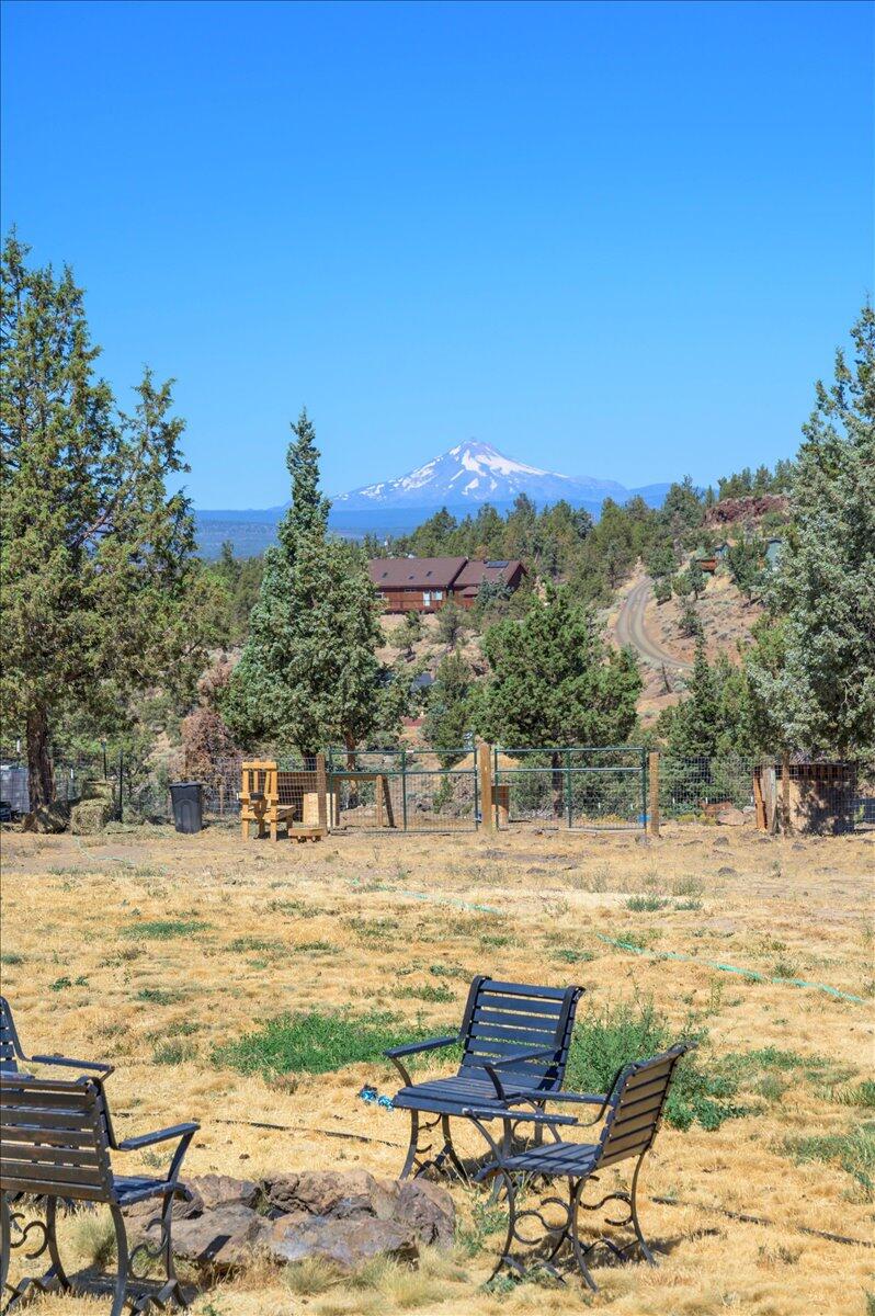 13770 Southwest Cinder Cone Loop Terrebonne, OR 97760 - Photo 4 of 41