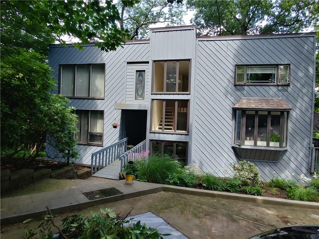 138 Berwyn Road Pittsburgh, PA 15237 - Photo 1 of 19 Gallery Image 1