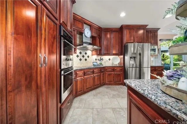 $1,290,000 | 30610 Early Round Drive, Canyon Lake, CA 92587