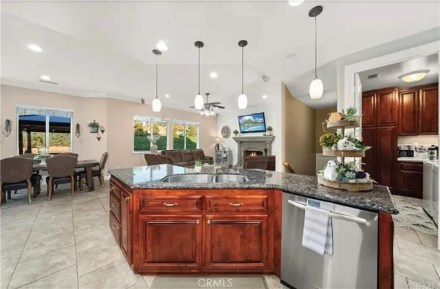 $1,290,000 | 30610 Early Round Drive, Canyon Lake, CA 92587