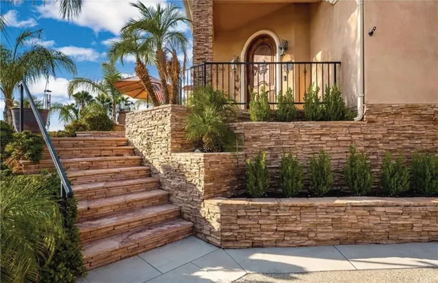 $1,290,000 | 30610 Early Round Drive, Canyon Lake, CA 92587