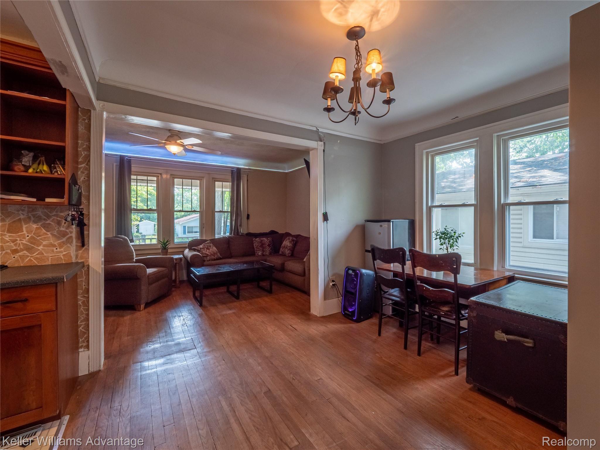 P1677664-HDR.jpg