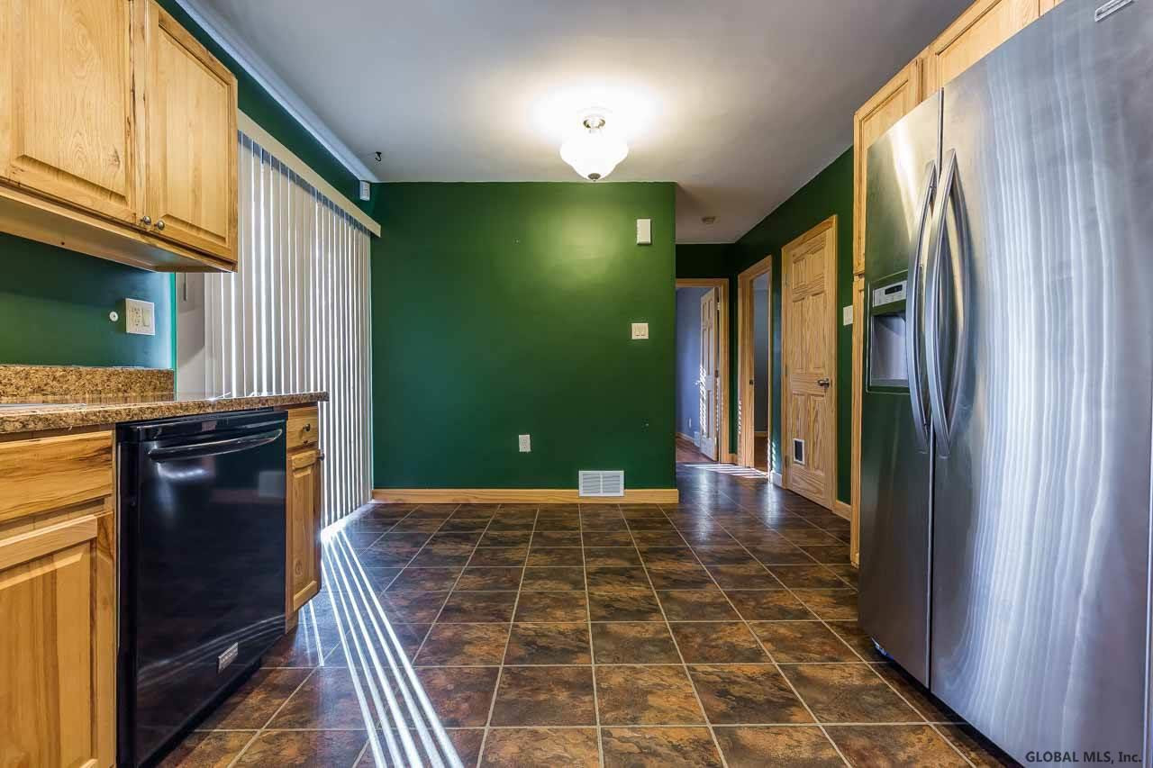 101 Zanella Road Amsterdam, NY 12010 - Photo 11 of 24 Photo 11