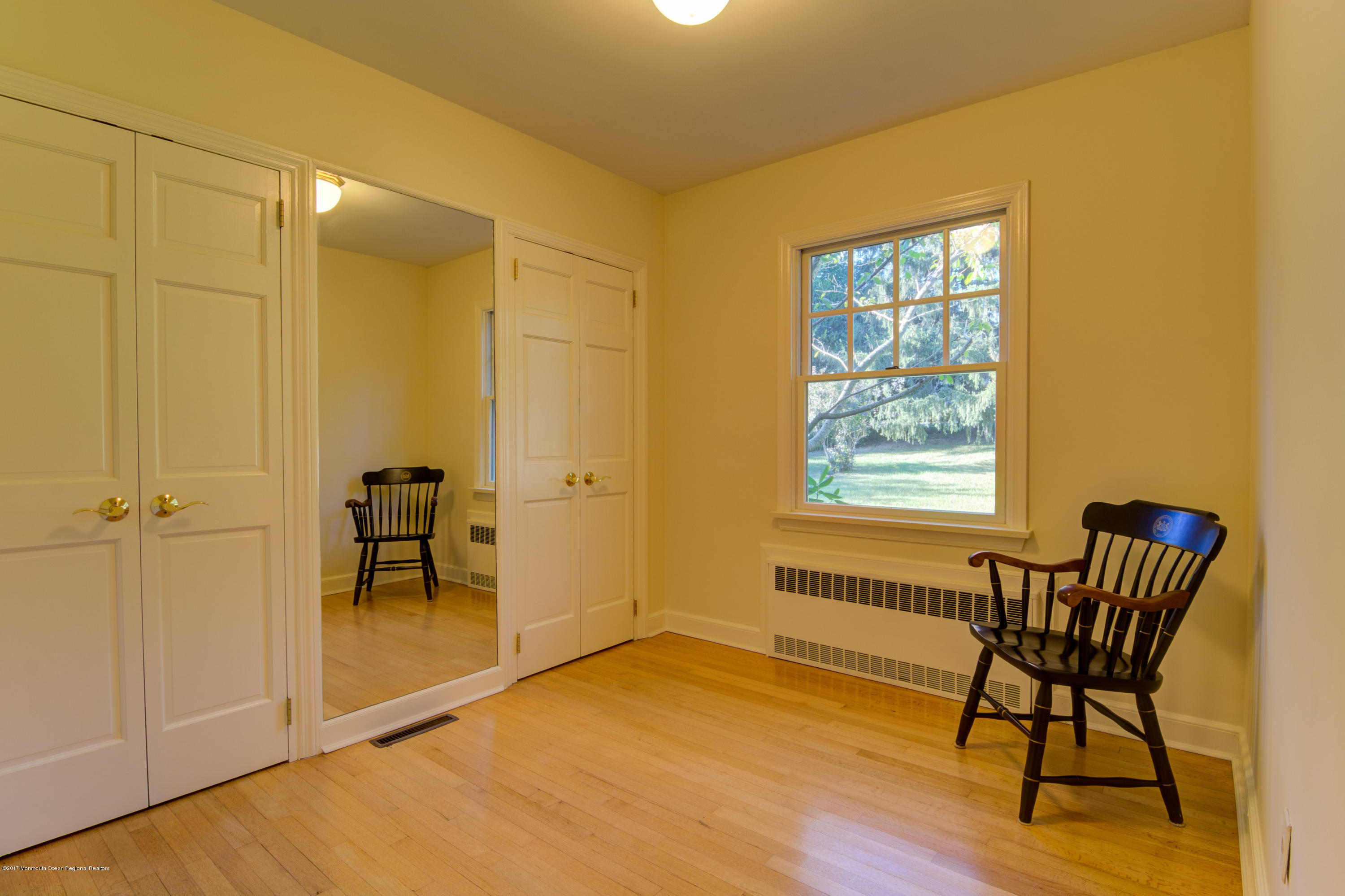 558 Ridge Road Fair Haven, NJ 07704 - Photo 19 of 25 25_DSC3618_19_20