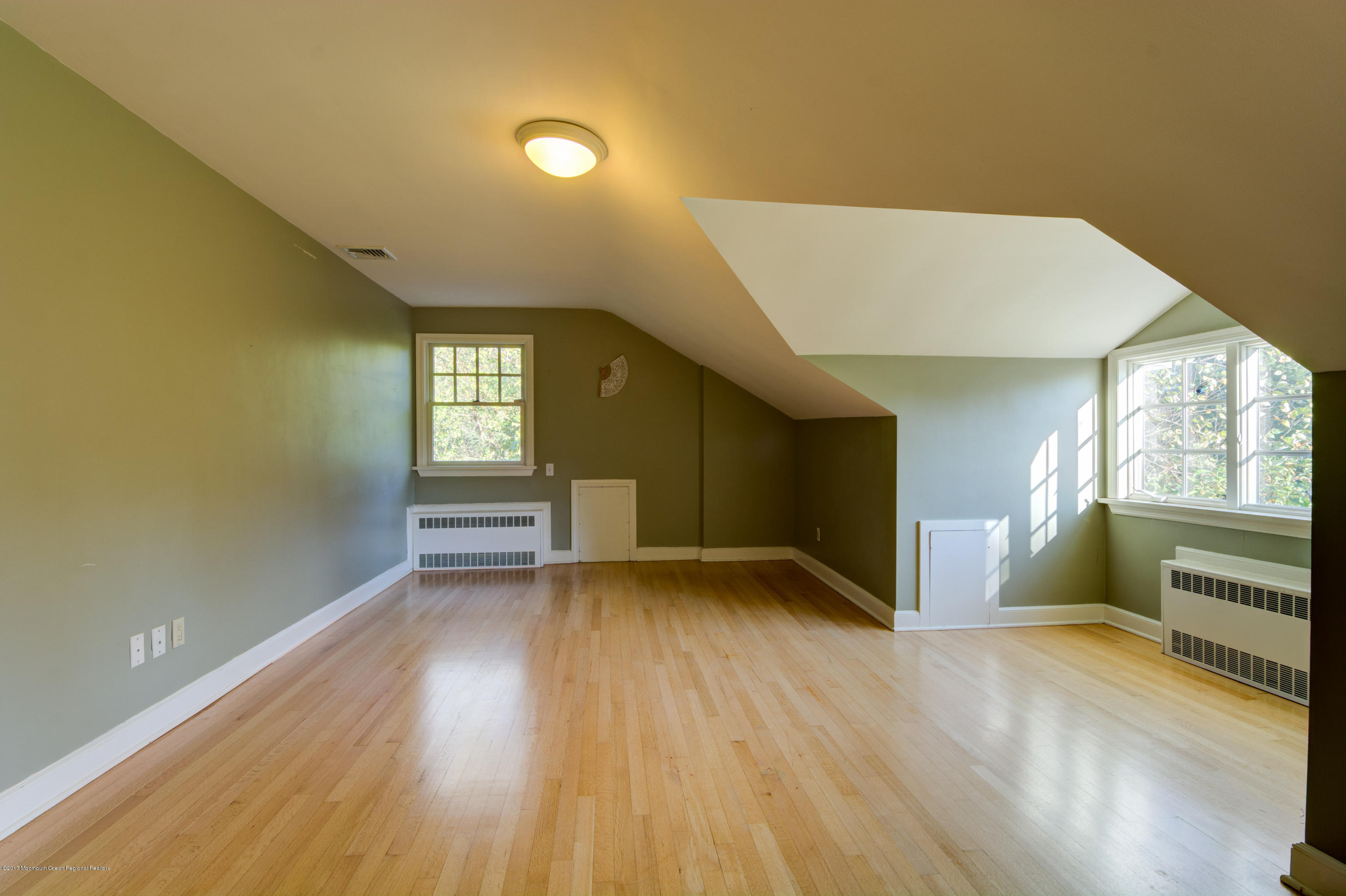 558 Ridge Road Fair Haven, NJ 07704 - Photo 23 of 25 36_DSC3693_4_5