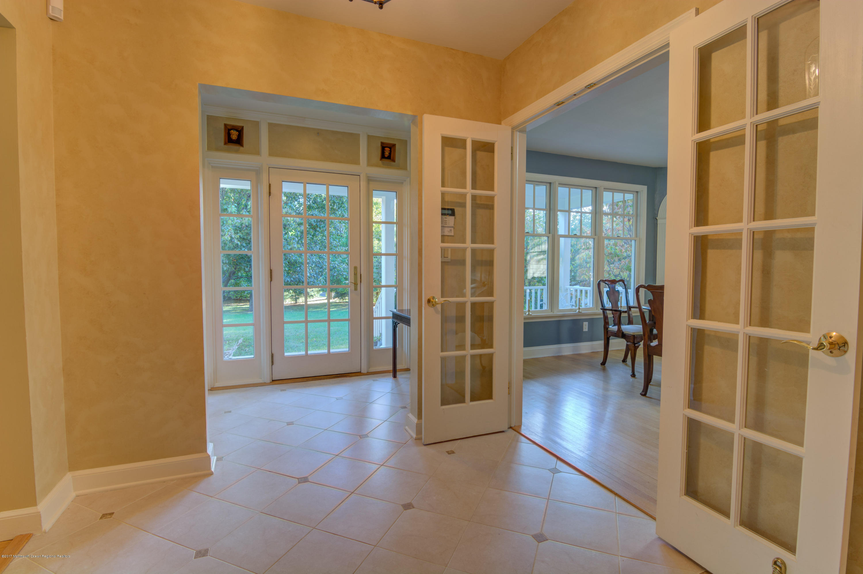 558 Ridge Road Fair Haven, NJ 07704 - Photo 3 of 25 7_DSC3684_5_6