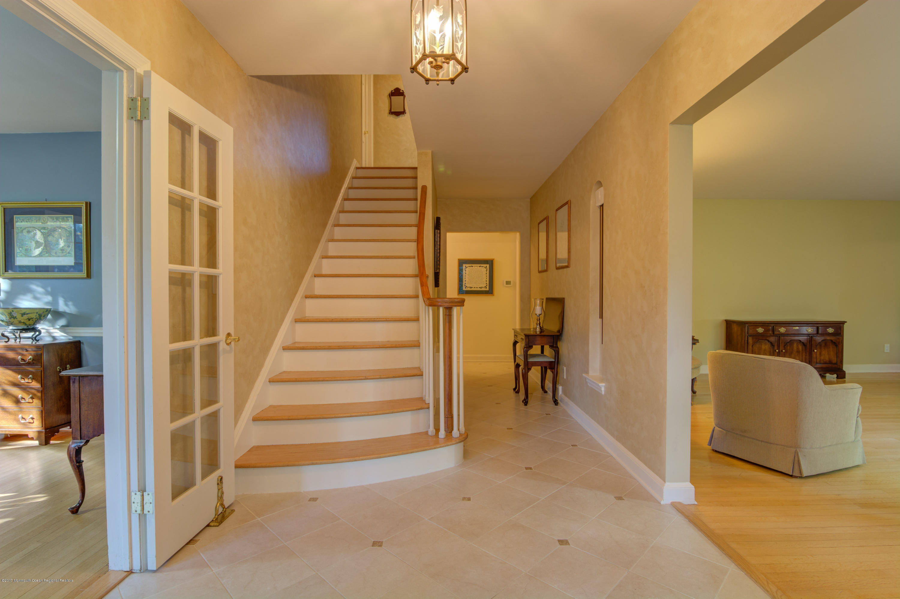 558 Ridge Road Fair Haven, NJ 07704 - Photo 4 of 25 8_DSC3681_2_3