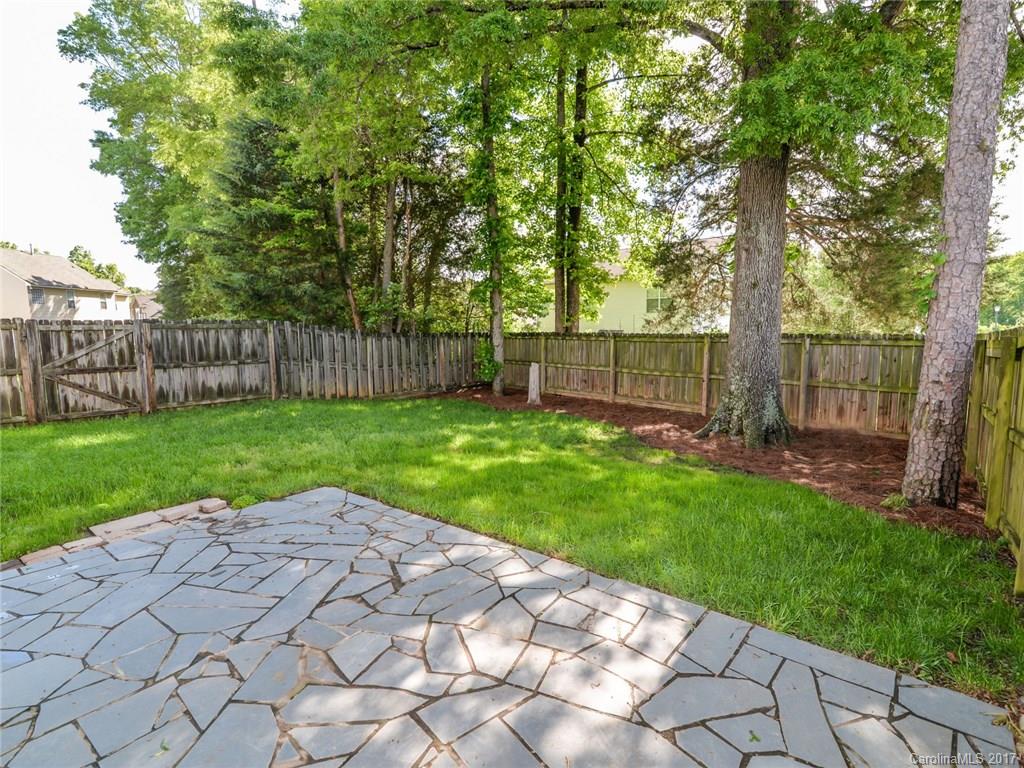 8316 Fox Swamp Road Charlotte, NC 28215 - Photo 2 of 19 Gallery Image 2