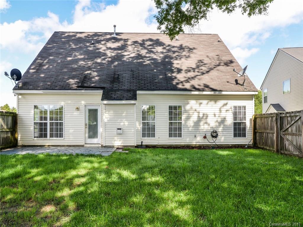8316 Fox Swamp Road Charlotte, NC 28215 - Photo 3 of 19 Gallery Image 3