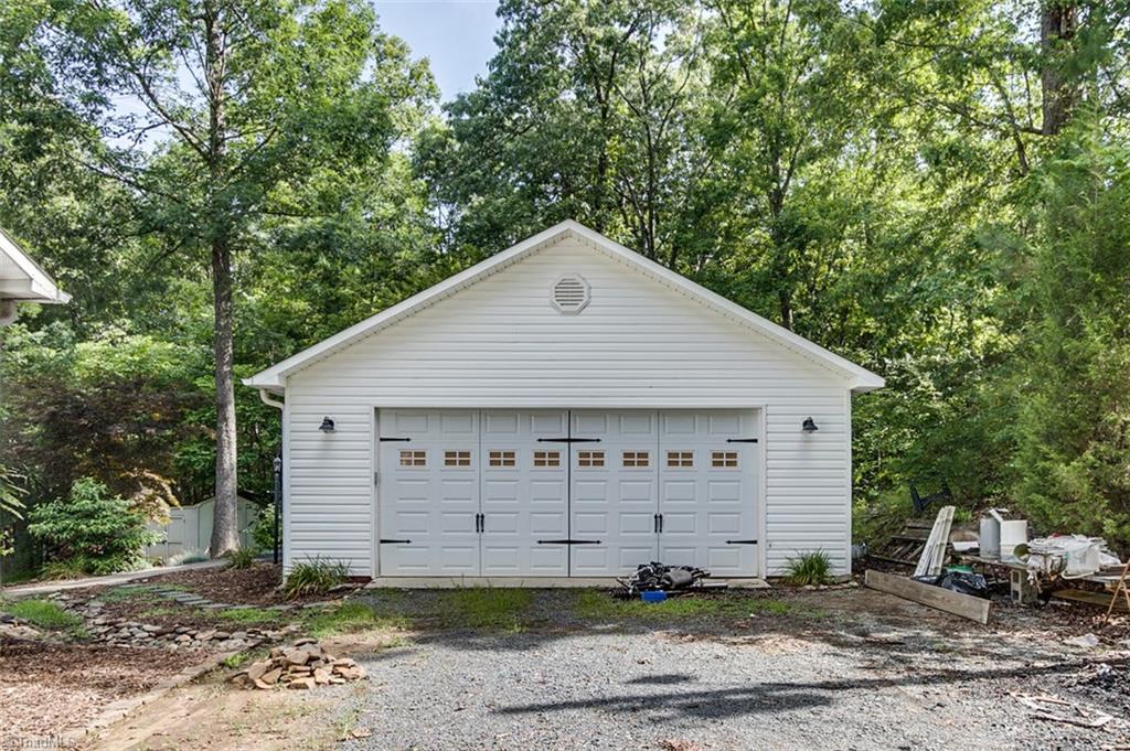 1674 Danny Bell Road Asheboro, NC 27205 - Photo 3 of 29 Gallery Image 3