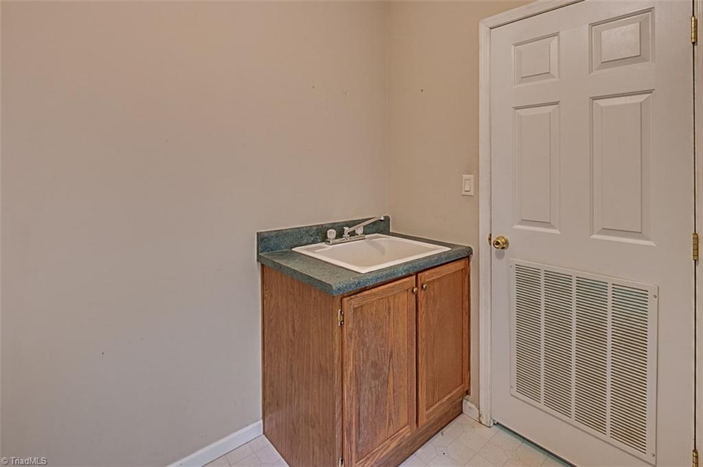 1674 Danny Bell Road Asheboro, NC 27205 - Photo 26 of 29 Gallery Image 26