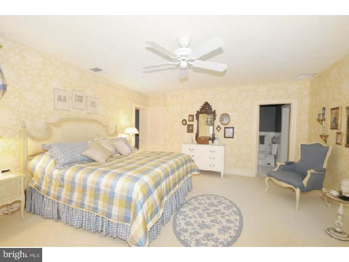 434 Warick Road Wynnewood, PA 19096 - Photo 14 of 20 Bedroom - Main