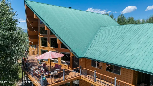 $1,995,000 | 144 Roberts Road, Etna, WY 83118