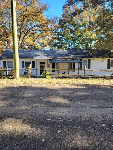 218 Twin Oaks Road, McMinnville, TN 37110