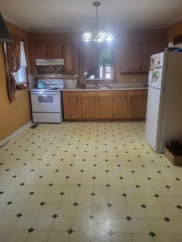 218 Twin Oaks Road, McMinnville, TN 37110