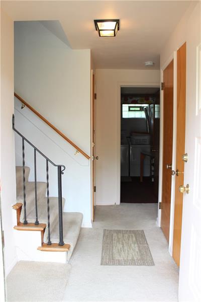 176 Reed Drive Pittsburgh, PA 15205 - Photo 2 of 25 Gallery Image 2