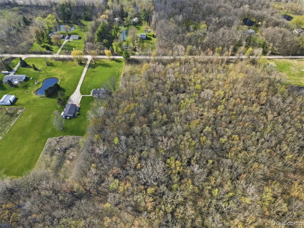 27493 Irwin Road Richmond, MI 48062 - Photo 8 of 10 Gallery Image 8