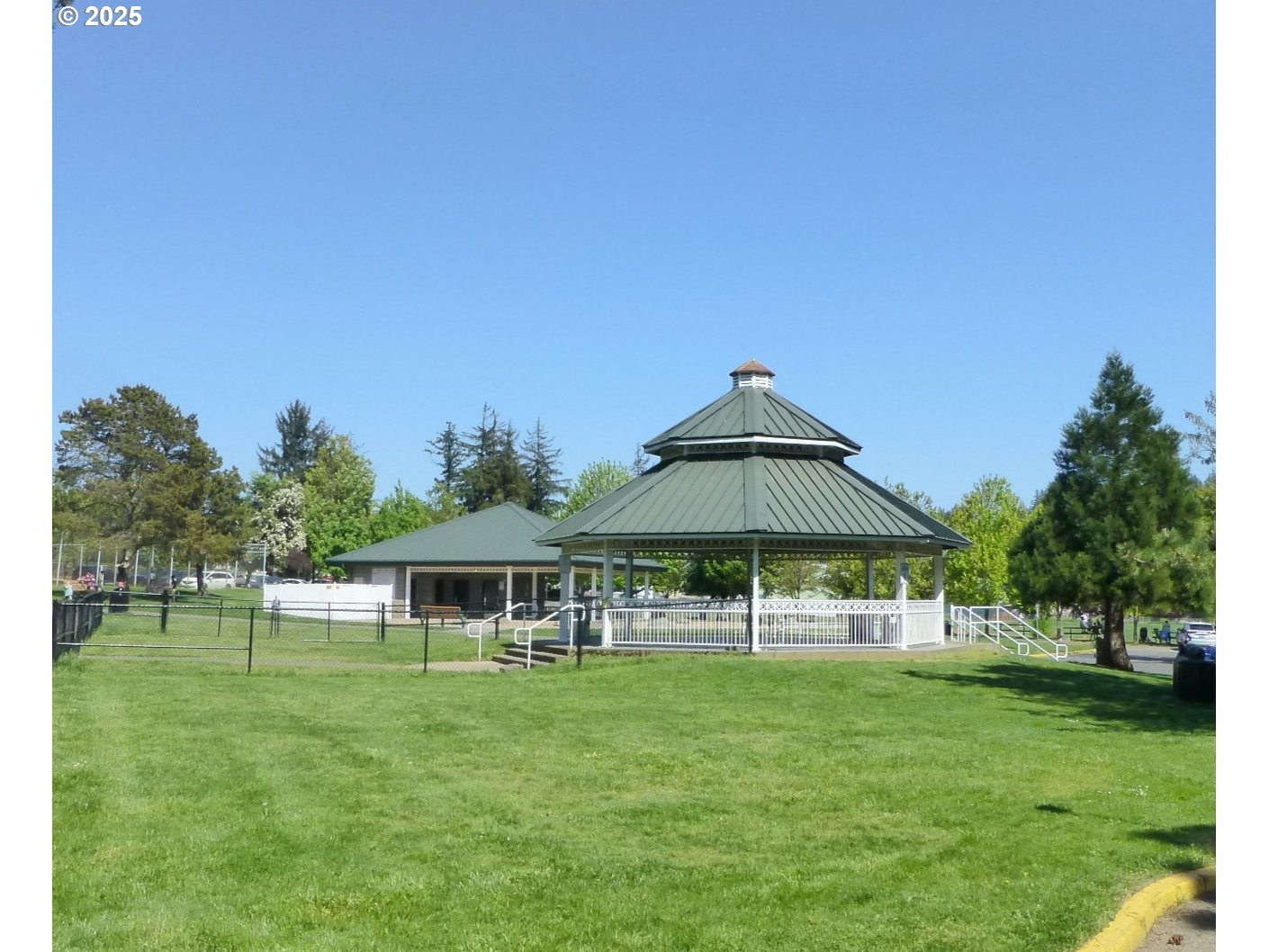 13888 Southeast King Road Happy Valley, OR 97086 - Photo 15 of 22 Gallery Image 15