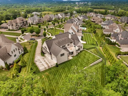 $3,199,990 | 9264 Berwyn Court, Brentwood, TN 37027