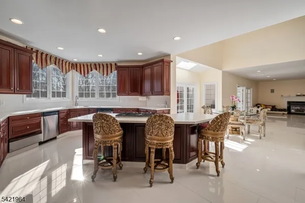 $1,350,000 | 16 Southwind Drive, Flanders, NJ 07836