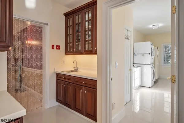 $1,350,000 | 16 Southwind Drive, Flanders, NJ 07836