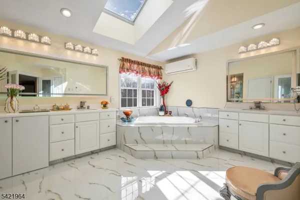 $1,350,000 | 16 Southwind Drive, Flanders, NJ 07836