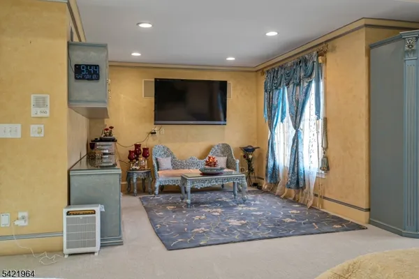 $1,350,000 | 16 Southwind Drive, Flanders, NJ 07836