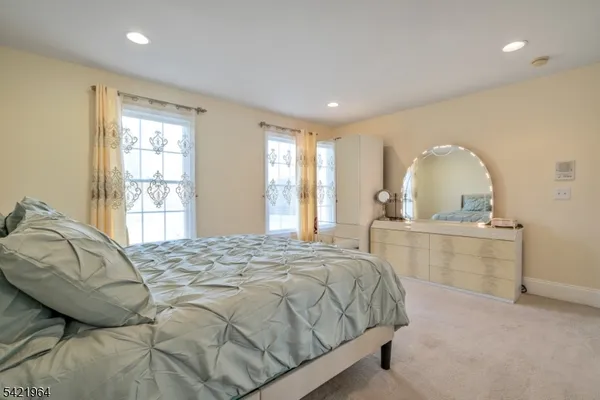 $1,350,000 | 16 Southwind Drive, Flanders, NJ 07836