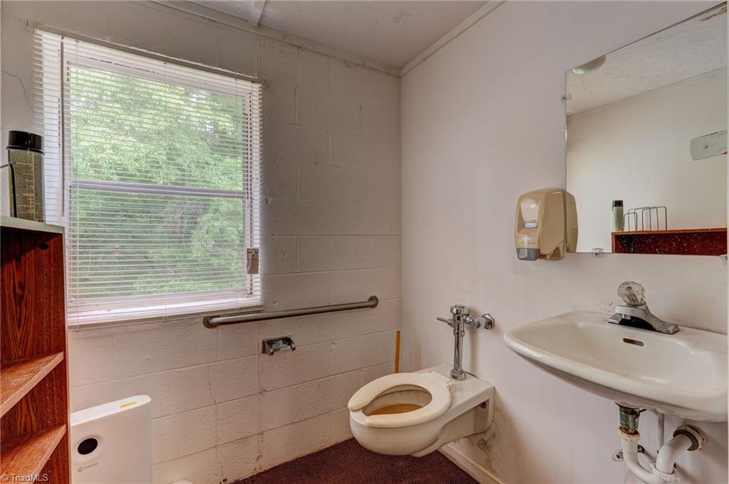 164 Tyre Dodson Road Reidsville, NC 27320 - Photo 27 of 39