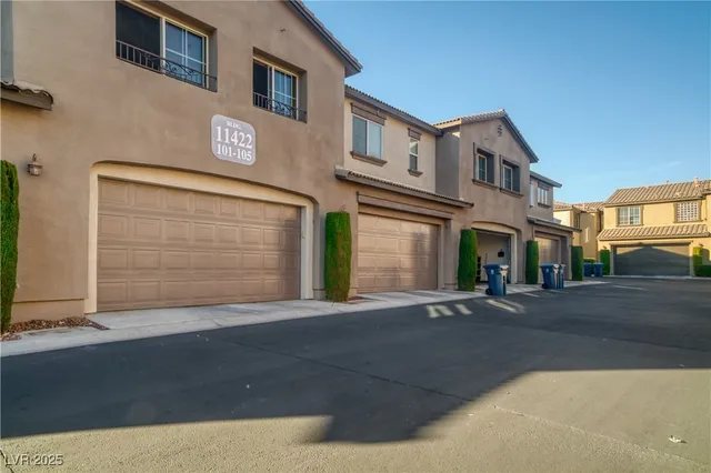 $395,000 | 11422 Belmont Lake Drive, Unit 104, Las Vegas, NV 89135